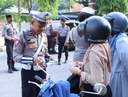 Tekan Angka Pelanggaran Lalu Lintas, Satlantas Polres Majene Gelar Operasi di Jl. Jend. Sudirman