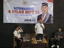 Ajbar Bangkitkan Jiwa Nasionalisme Mahasiswa Sulbar di Jogja
