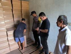 Gudang Rokok Ilegal di Polman Digerebek Polisi