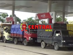Krisis Solar Jelang Nataru, Antrean SPBU Mengular