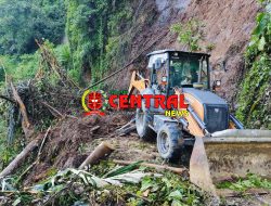 Kades Tubbi Apresiasi Bupati Tinjau Longsor